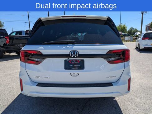 Used 2025 Honda Odyssey Sport-L image 5