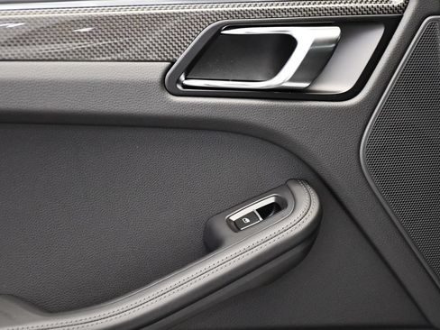 Certified 2026 Porsche Macan Turbo AWD/4WD image 43