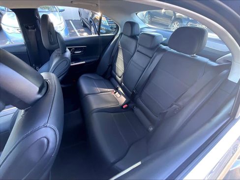 Used 2022 Mercedes-Benz C 300 Sedan image 27