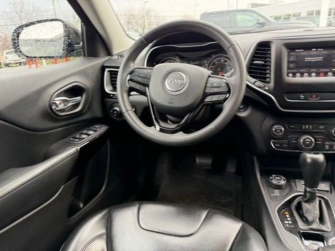 Used 2020 Jeep Cherokee Latitude Plus image 14