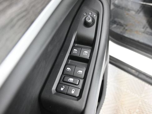 Used 2023 Jeep Grand Cherokee L Limited w/ Luxury Tech Group II AWD/4WD image 21