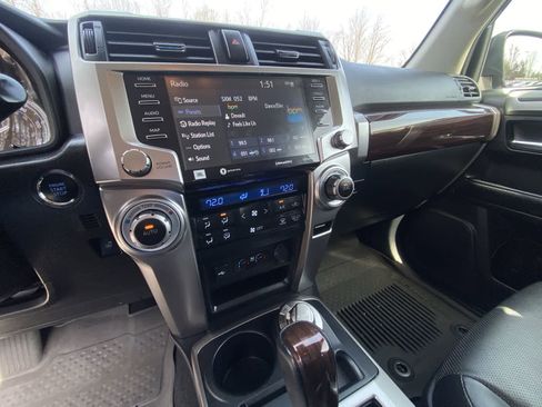 Used 2023 Toyota 4Runner Limited image 21