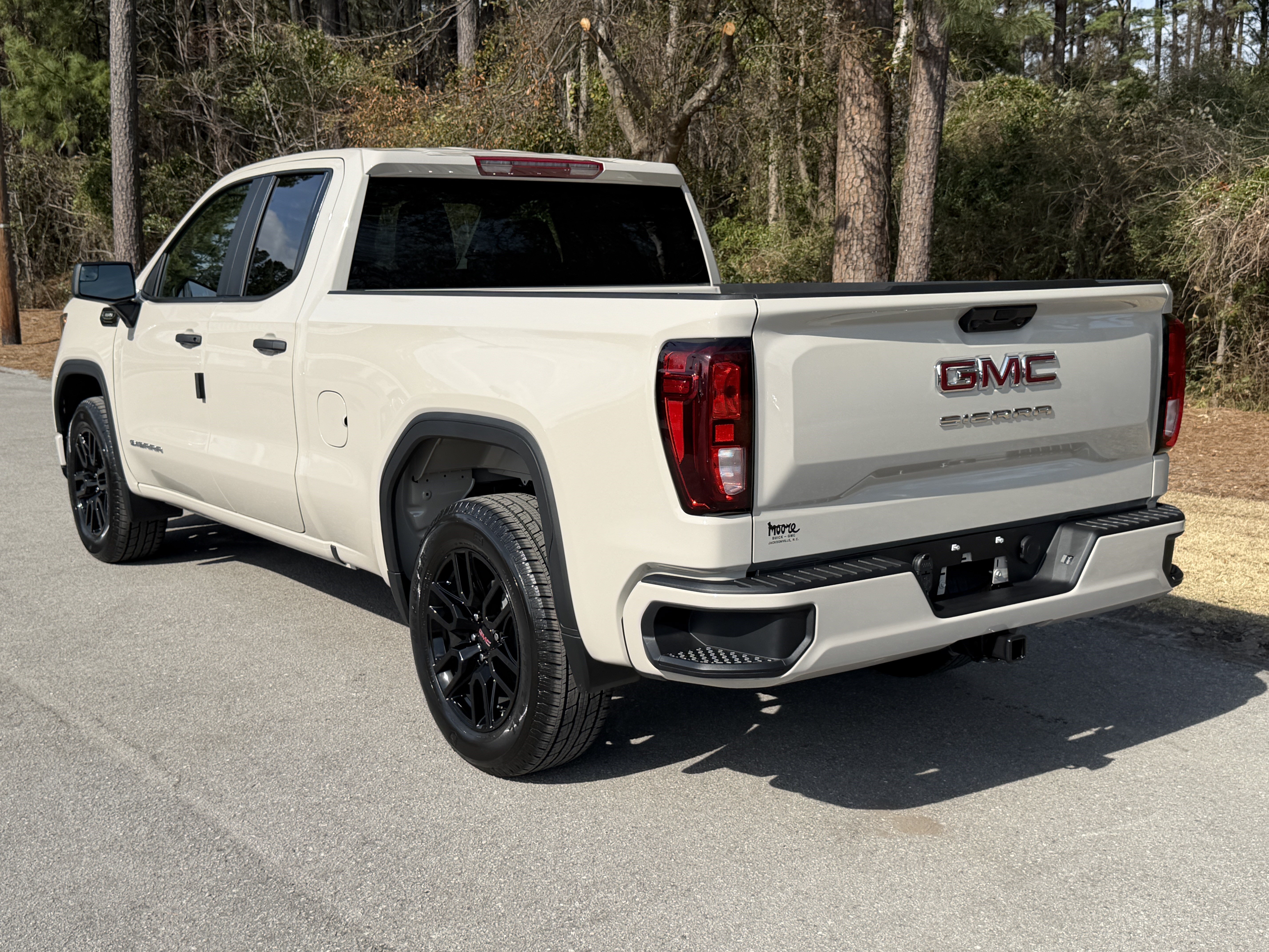 New 2026 GMC Sierra 1500 Pro w/ Graphite Edition AWD/4WD image 34