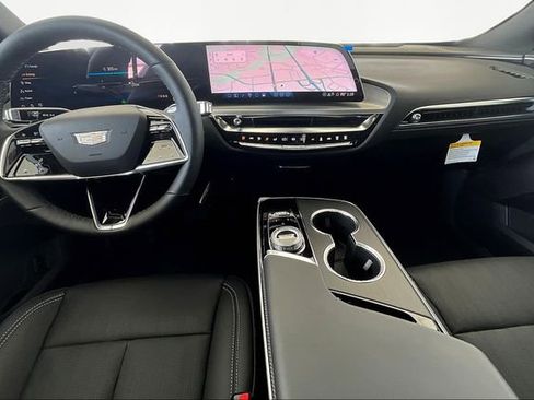 New 2025 Cadillac Lyriq Sport image 6