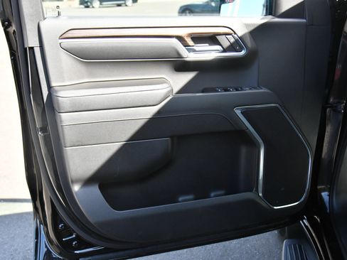 Used 2024 Chevrolet Silverado 1500 LT w/ Protection Package AWD/4WD image 13