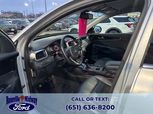 Used 2016 Kia Sorento EX image 24