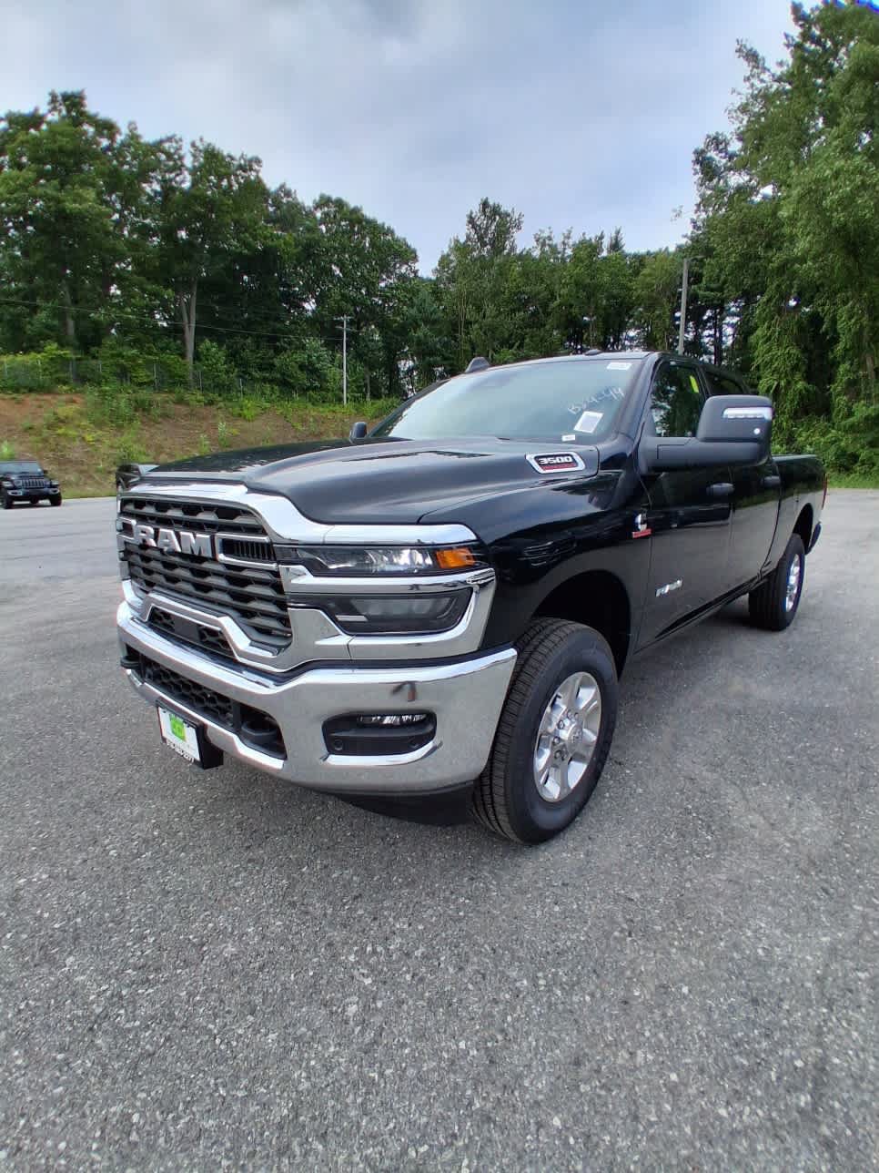 New 2026 RAM 3500 Big Horn AWD/4WD image 7