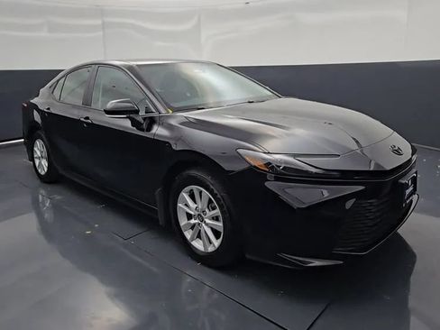 Used 2026 Toyota Camry LE w/ Convenience Package AWD/4WD image 1