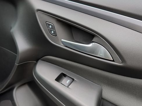 New 2026 Buick Envista Sport Touring w/ Convenience I Package FWD image 41