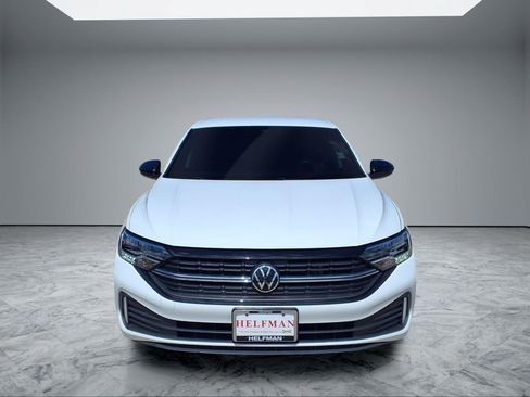 Used 2024 Volkswagen Jetta Sport FWD image 2