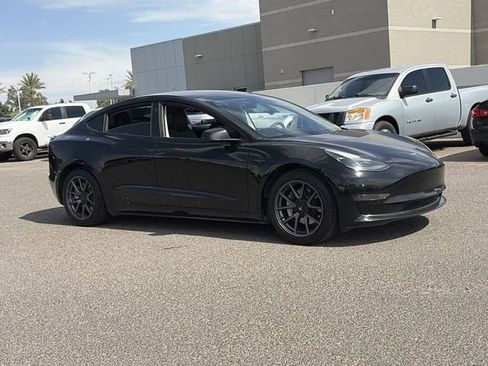Used 2022 Tesla Model 3 RWD image 4