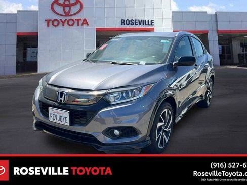 Used 2019 Honda HR-V Sport image 1