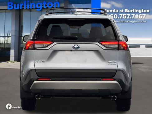 Used 2024 Toyota RAV4 Limited image 5