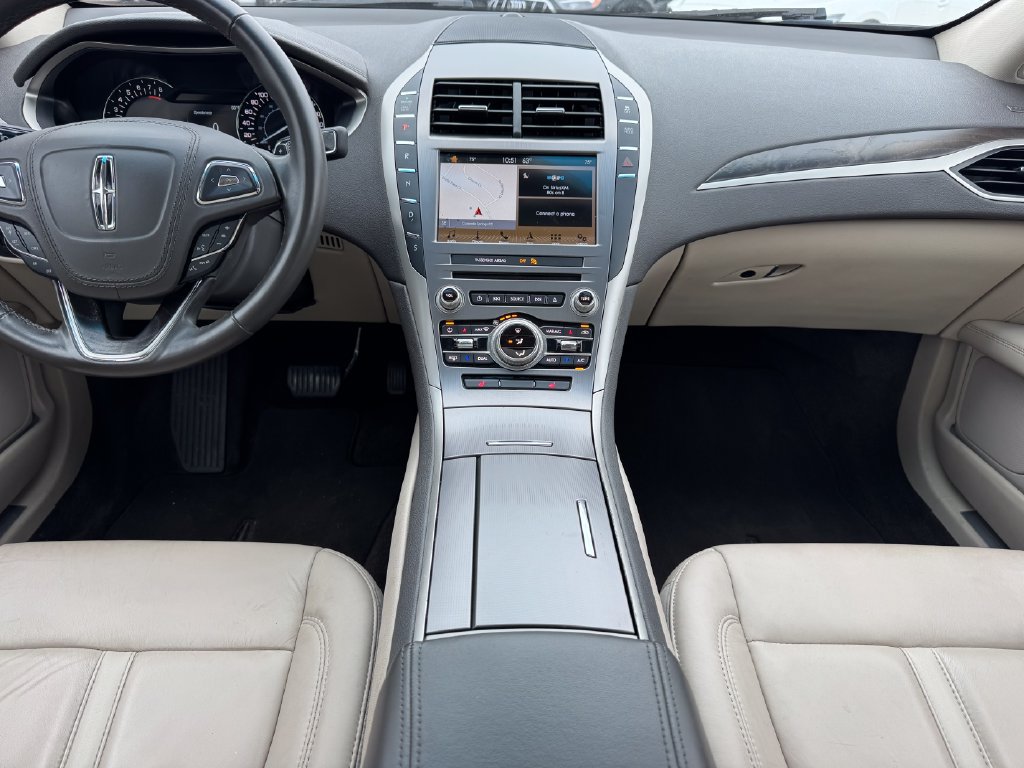 Used 2017 Lincoln MKZ Select w/ Select Plus Package AWD/4WD image 10