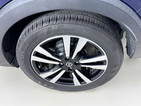 Used 2020 Nissan Kicks SV image 34