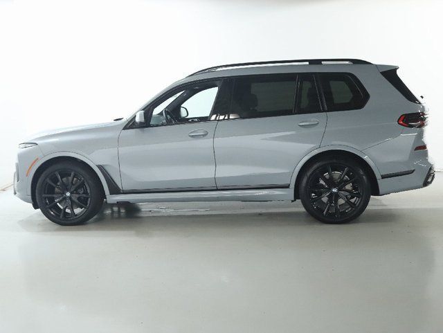 Used 2024 BMW X7 xDrive40i w/ Executive Package AWD/4WD image 44