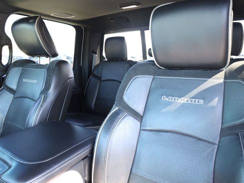 Used 2021 RAM 2500 Laramie w/ Night Edition AWD/4WD image 18