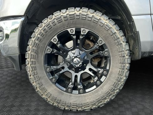 Used 2019 RAM 1500 Big Horn AWD/4WD image 14