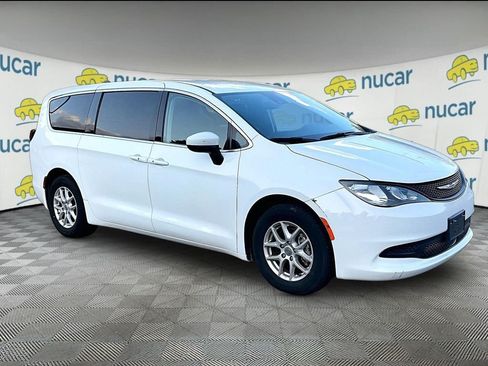 Used 2023 Chrysler Voyager LX FWD image 1