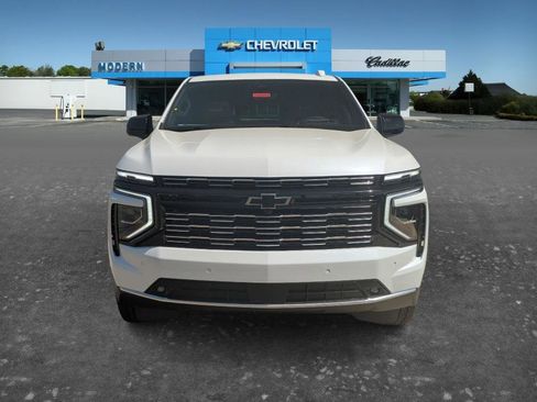 New 2026 Chevrolet Suburban High Country AWD/4WD image 2
