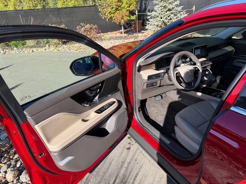 Used 2022 Lincoln Corsair Reserve w/ Elements Package image 22