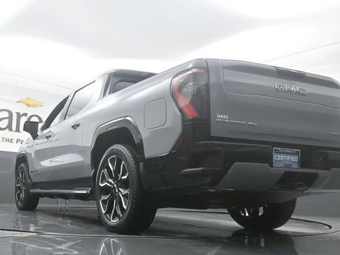 Used 2024 GMC Sierra EV Denali image 52