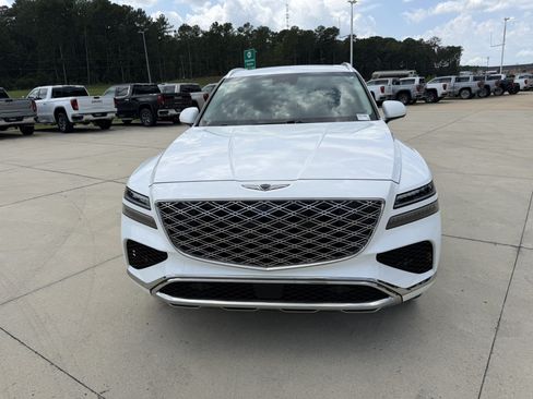 Used 2025 Genesis GV80 2.5T Advanced AWD/4WD image 2
