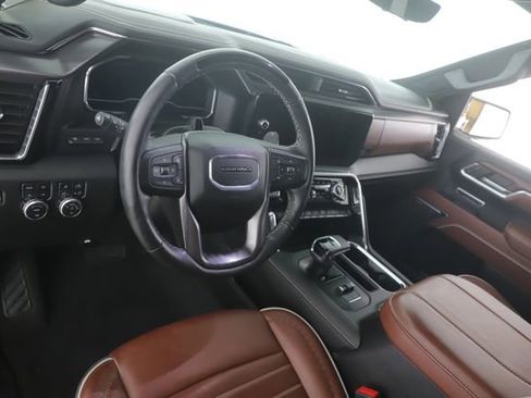 Used 2025 GMC Sierra 1500 Denali Ultimate image 18