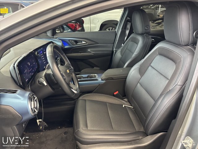 Used 2025 Chevrolet Equinox EV LT w/ Convenience Package FWD image 6