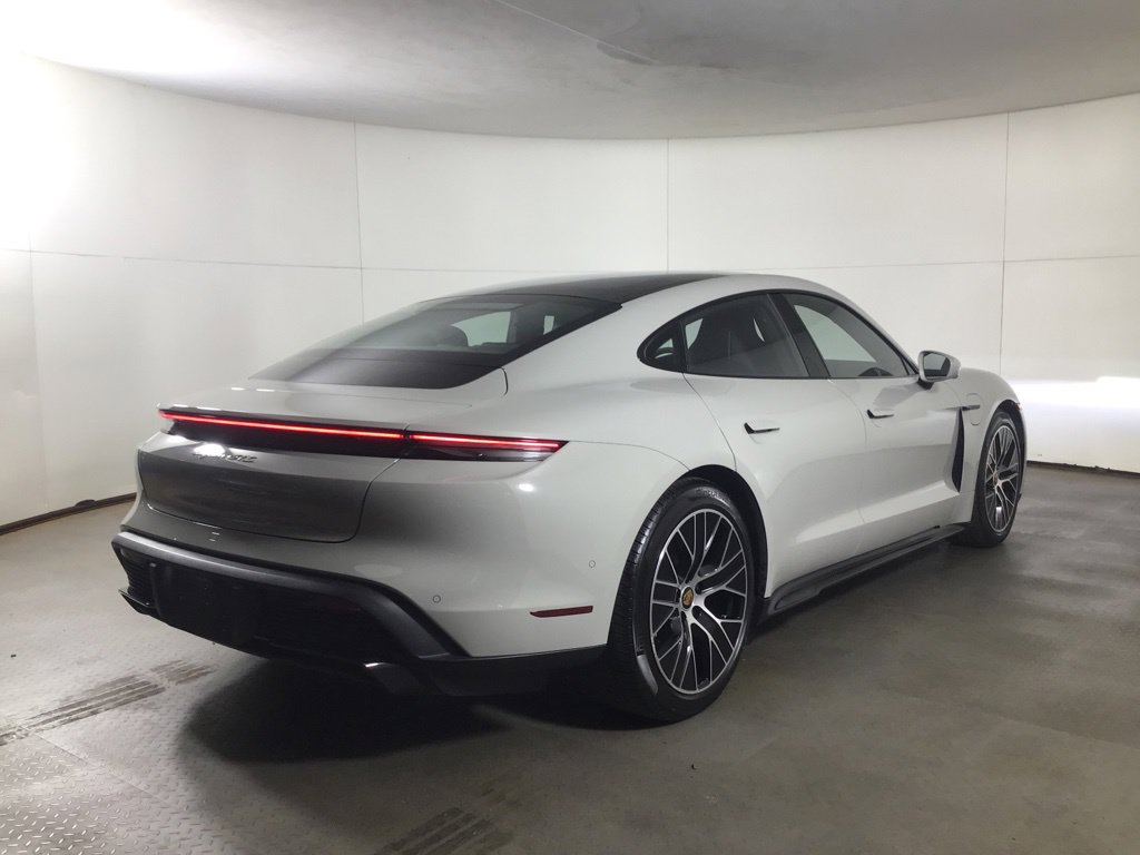 Certified 2024 Porsche Taycan GTS AWD/4WD image 7