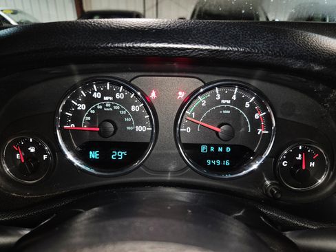 Used 2011 Jeep Wrangler Sport AWD/4WD image 37