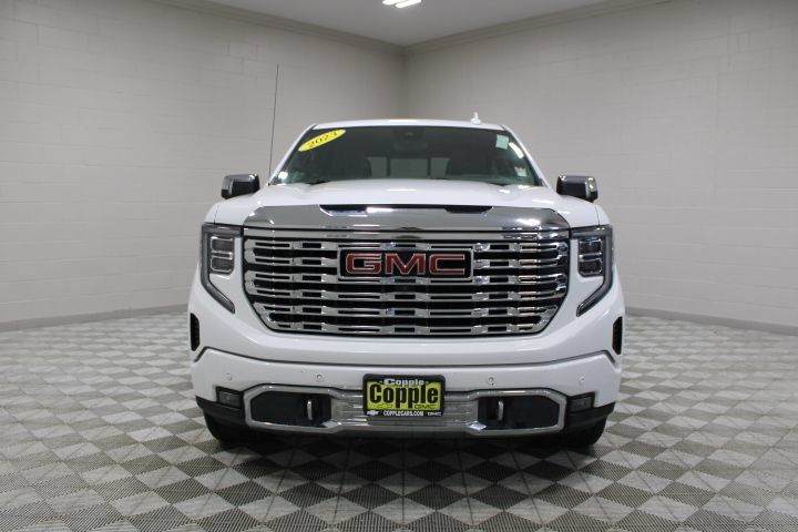 Used 2023 GMC Sierra 1500 Denali w/ Denali Reserve Package AWD/4WD image 7
