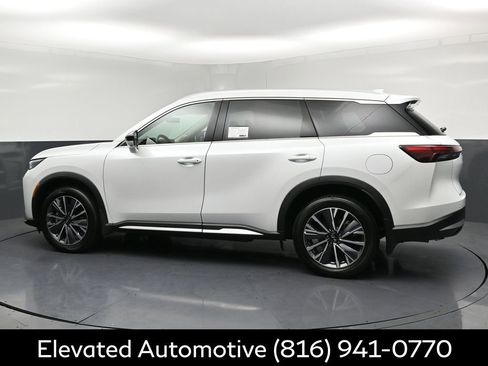 Certified 2026 INFINITI QX60 Luxe w/ Family Package AWD/4WD image 31