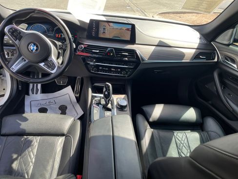 Used 2018 BMW M550i xDrive image 13