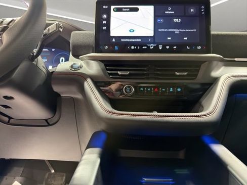 Certified 2025 Ford Explorer ST AWD/4WD image 33
