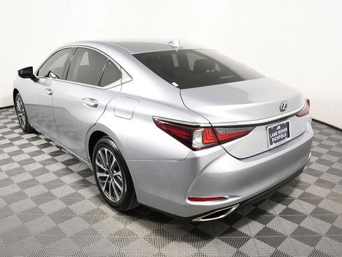 Used 2023 Lexus ES 350 w/ Premium Package image 4
