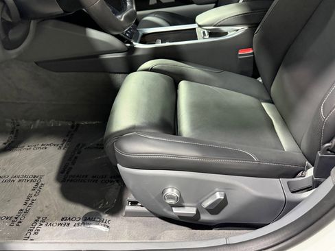 Used 2024 Lucid Air Touring AWD/4WD image 21