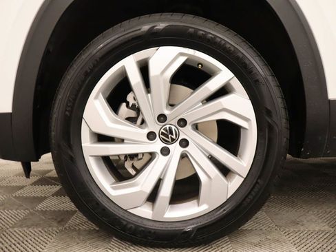 Used 2023 Volkswagen Atlas SE FWD image 6