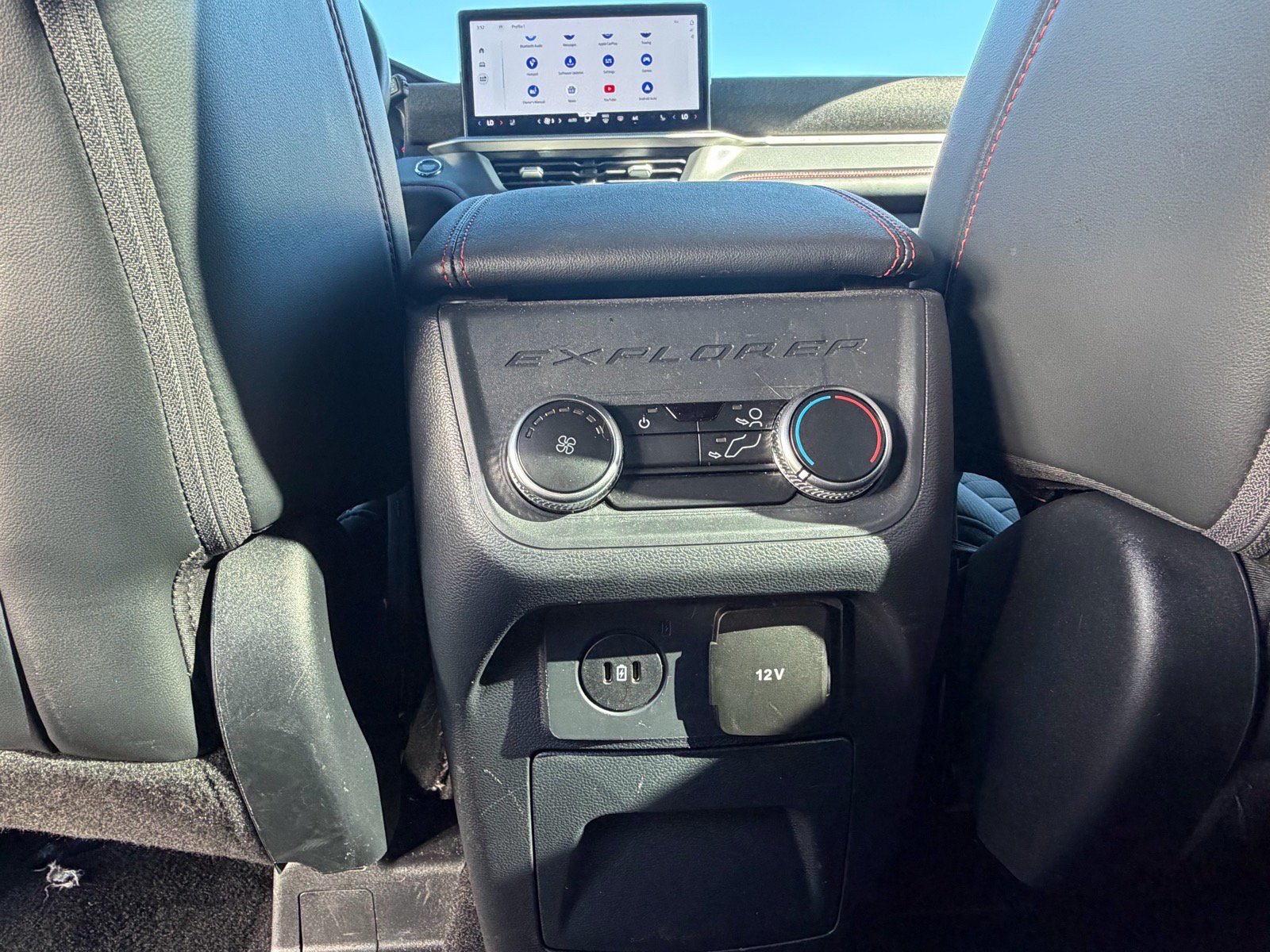 Used 2025 Ford Explorer ST-Line AWD/4WD image 49