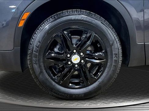 Used 2021 Chevrolet Blazer LT FWD image 30