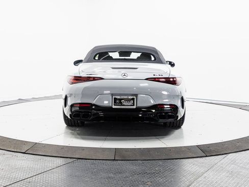 Used 2022 Mercedes-Benz SL 63 AMG 4MATIC image 32