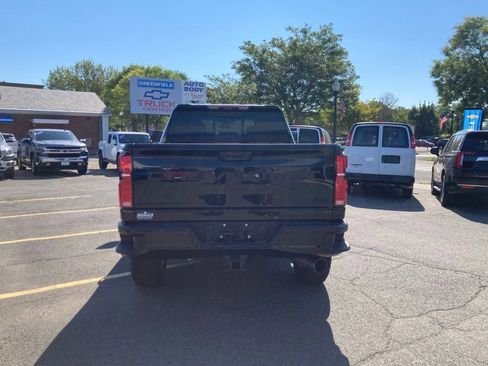 New 2025 Chevrolet Silverado 2500 High Country w/ High Country Premium Package image 6