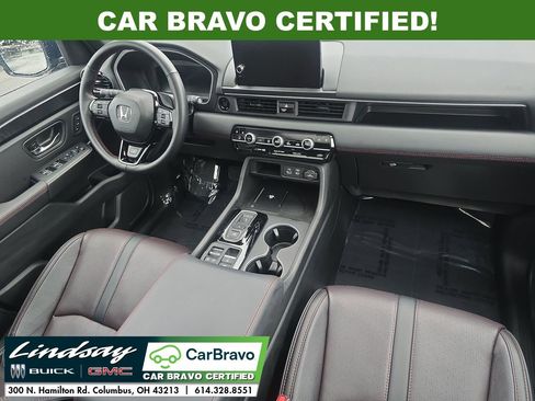 Used 2025 Honda Pilot Black Edition image 31