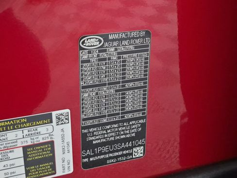 Used 2025 Land Rover Range Rover Sport SE AWD/4WD image 29