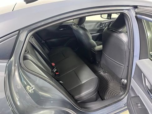 Used 2024 Toyota Prius XLE AWD/4WD image 11