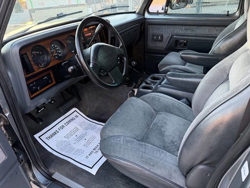 Used 1993 Dodge D/W Truck 350 image 37