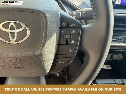 Used 2024 Toyota Prius LE image 19