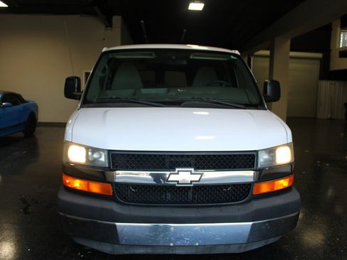 Used 2011 Chevrolet Express 3500 LT w/ LT Preferred Equipment Group image 5