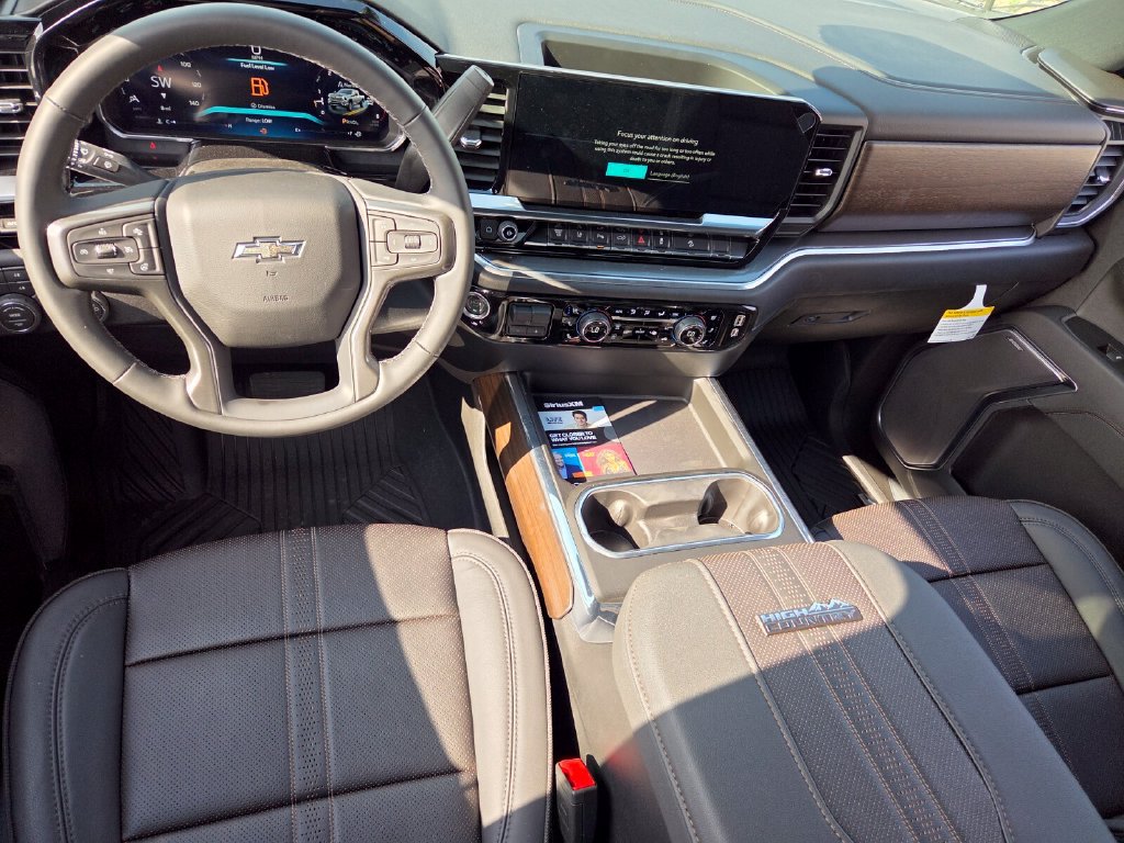 New 2026 Chevrolet Silverado 2500 High Country w/ Midnight Edition AWD/4WD image 7
