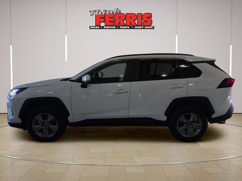 Used 2025 Toyota RAV4 XLE image 8
